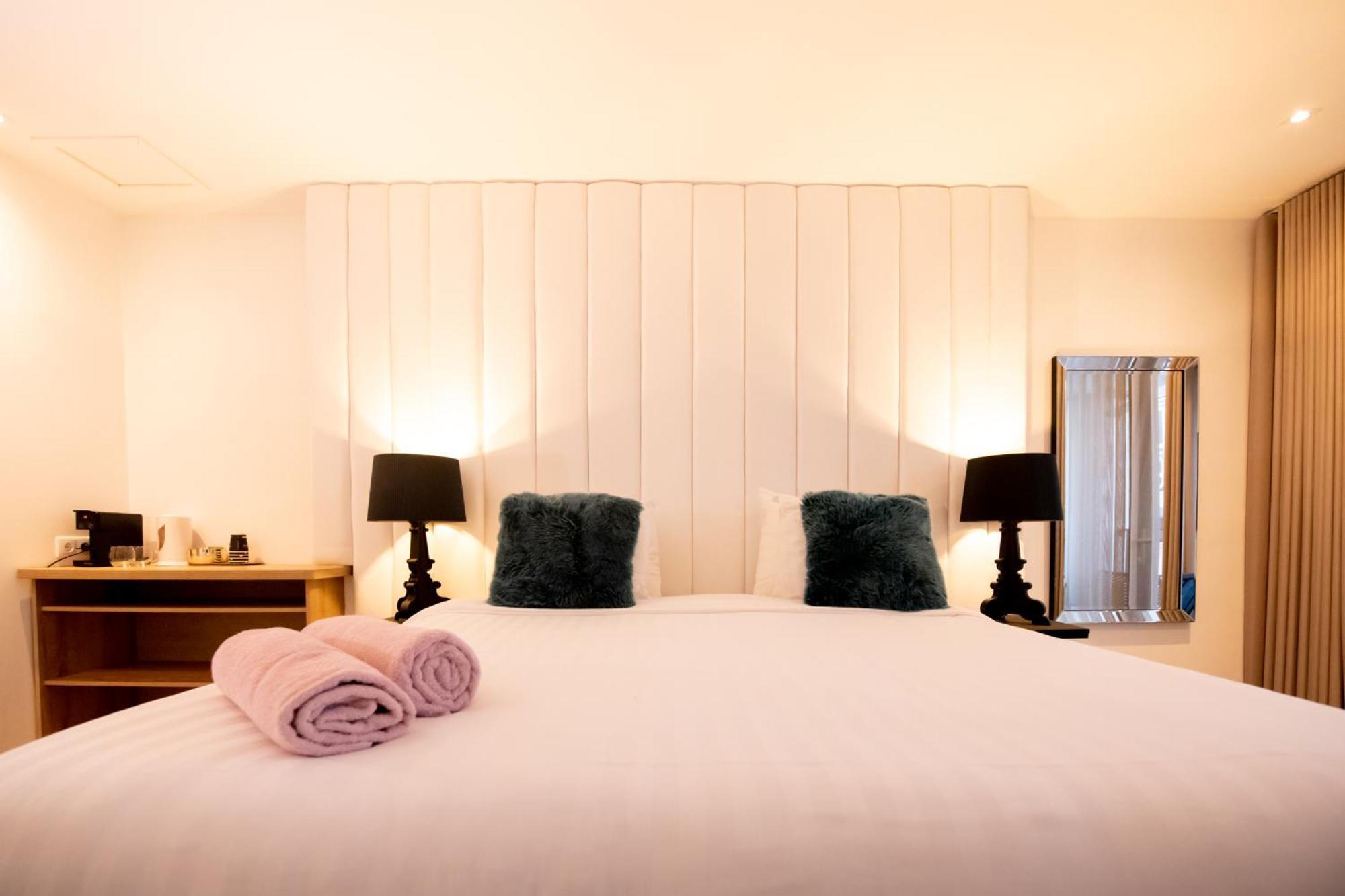 Saint Tropez Boutique Hotel Виллемстад Номер фото